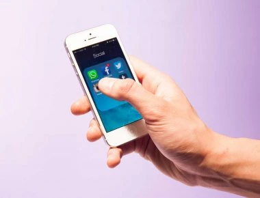 Σου παρακολουθούν άραγε το smartphone; - Ο Ε.Σνόουντεν μιλά για πρώτη φορά και αποκαλύπτει: Τί πρέπει να ελέγξεις!